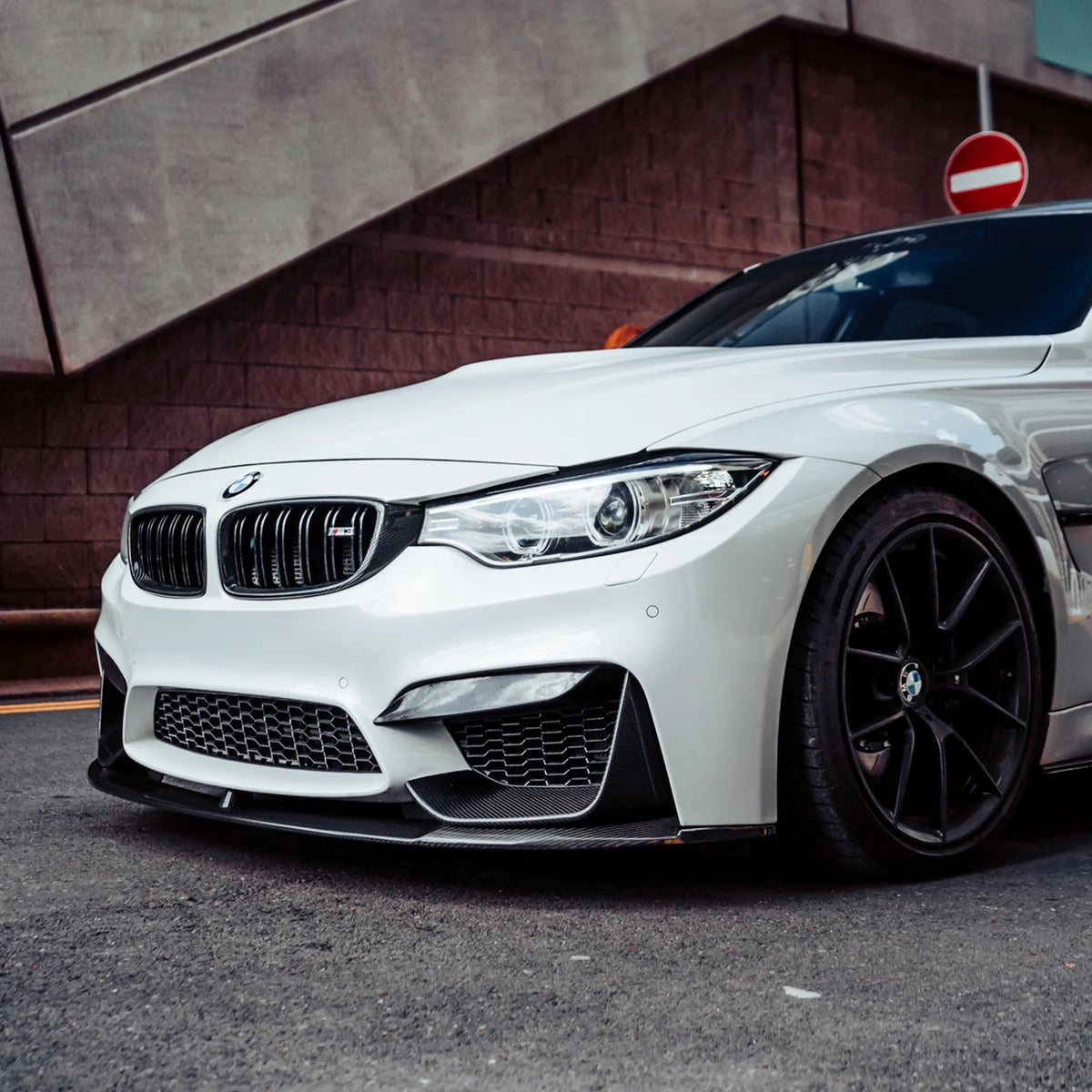 BMW F8X M-Performance Carbon Front Lip